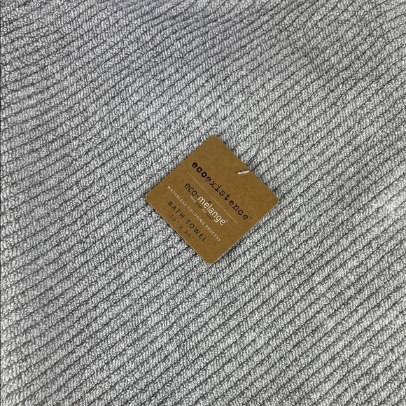 Ecoexistence Bath Towel Set Light Gray Textured Soft Cotton Set of 2 NEW - Picture 5 of 7